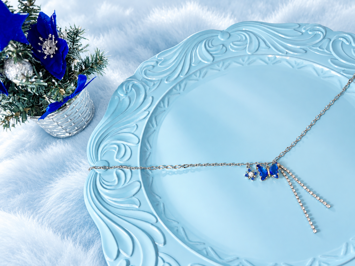 ブルーバタフライ クリスマスフリンジネックレス